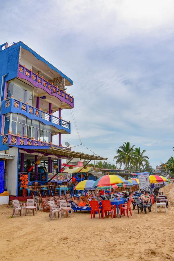 Hotel Dolphin Hikkaduwa Buitenkant foto